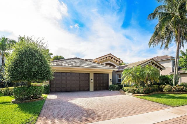 11939 Fox Hill Circle, Boynton Beach FL 33473 - Boynton Beach, FL - Photo 2
