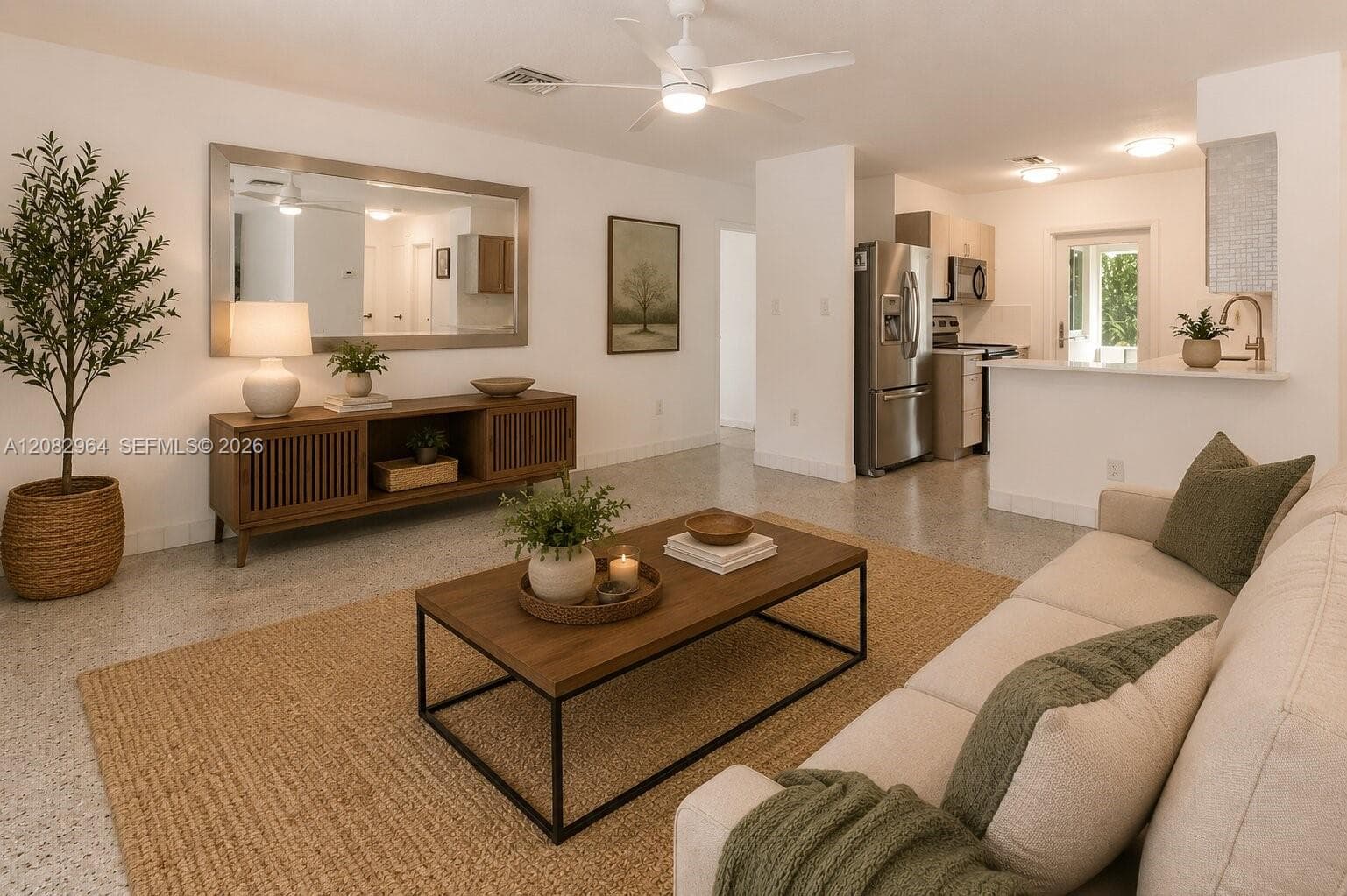 206 NE 5th Ave, Dania Beach FL 33004 - Dania Beach, FL - Photo 1