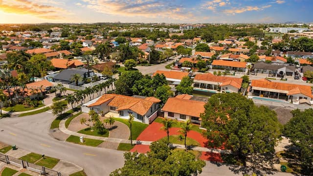 9831 SW 4th St, Miami FL 33174 - Miami, FL - Photo 3