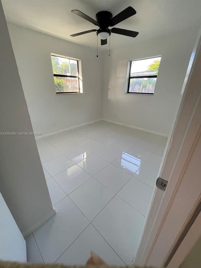 6104 NW 10th St, Margate FL 33063 - Margate, FL - Photo 5