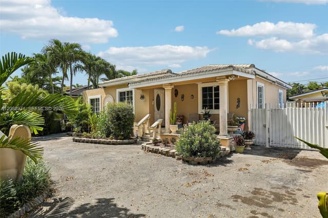6531 SW 20th St, West Miami FL 33155 - West Miami, FL - Photo 3