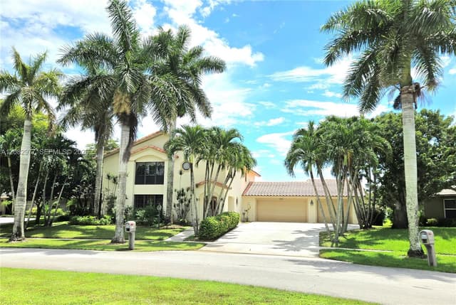 12724 Westport Cir, Wellington FL 33414 - Wellington, FL - Photo 3