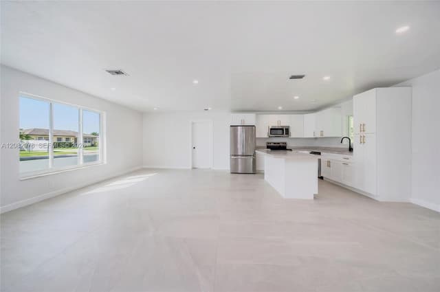 10441 SW 46th Ter, Miami FL 33165 - Miami, FL - Photo 7