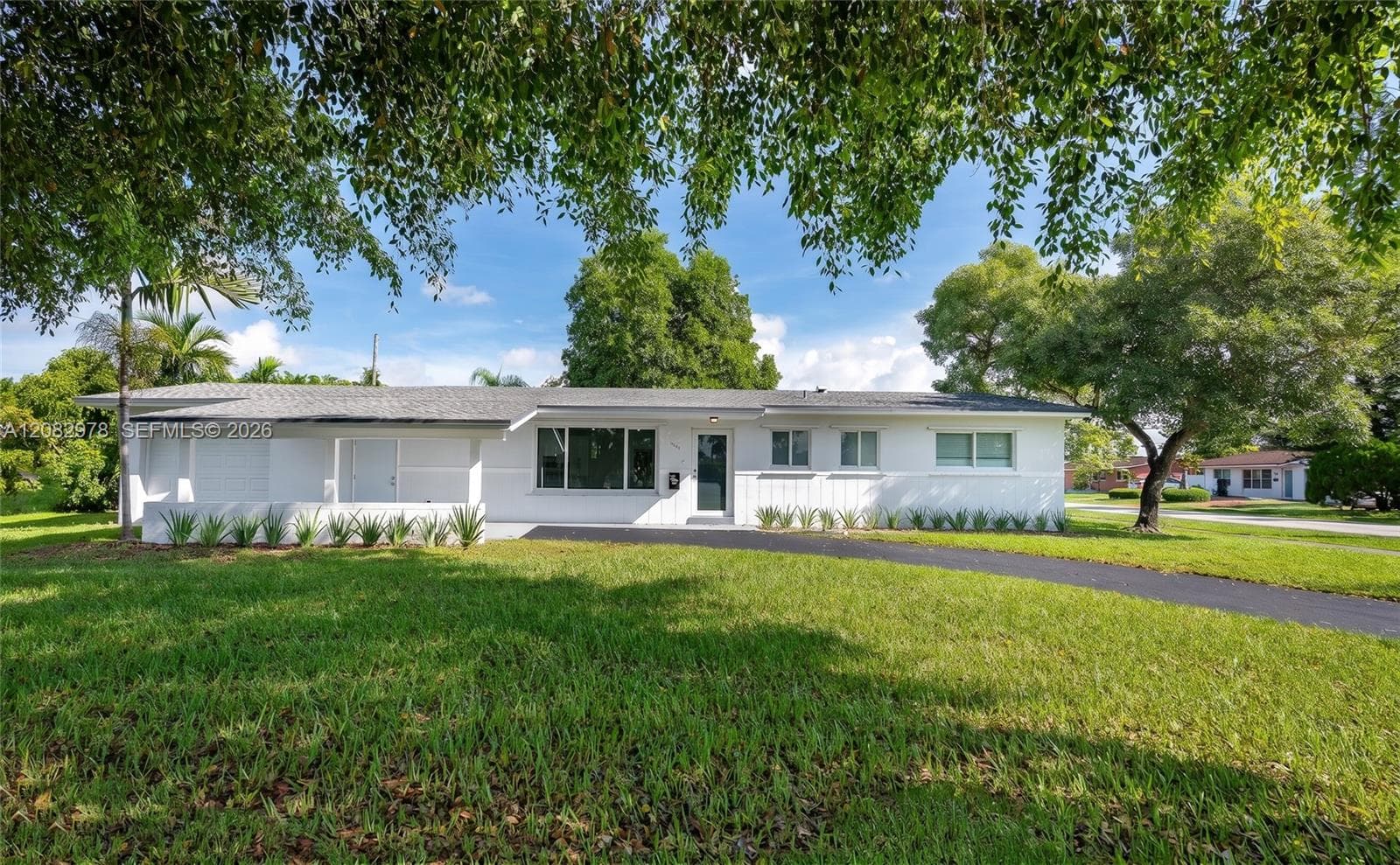10441 SW 46th Ter, Miami FL 33165 - Miami, FL - Photo 1