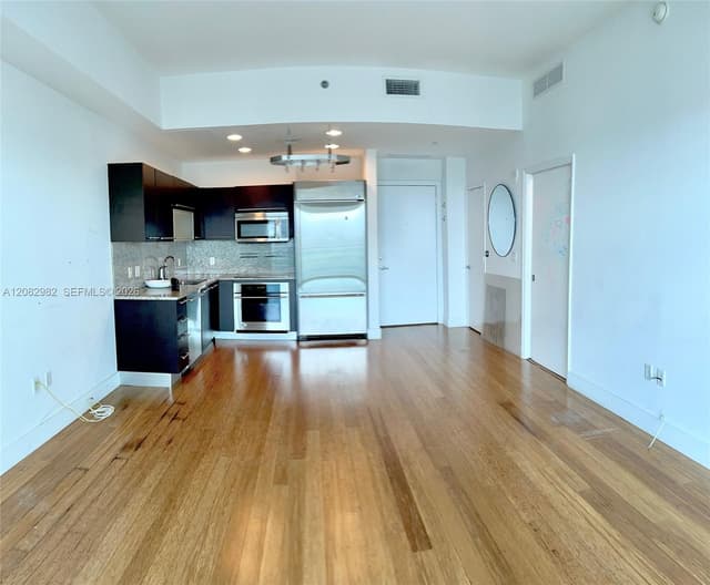 950 Brickell Bay Dr # 4908, Miami FL 33131 - Miami, FL - Photo 6