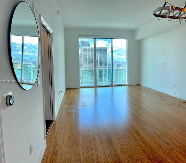 950 Brickell Bay Dr # 4908, Miami FL 33131 - Miami, FL - Photo 5