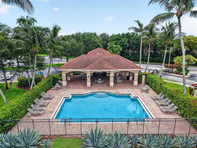 4406 Windmill Palm Way, Green Acres FL 33463 - Green Acres, FL - Photo 4