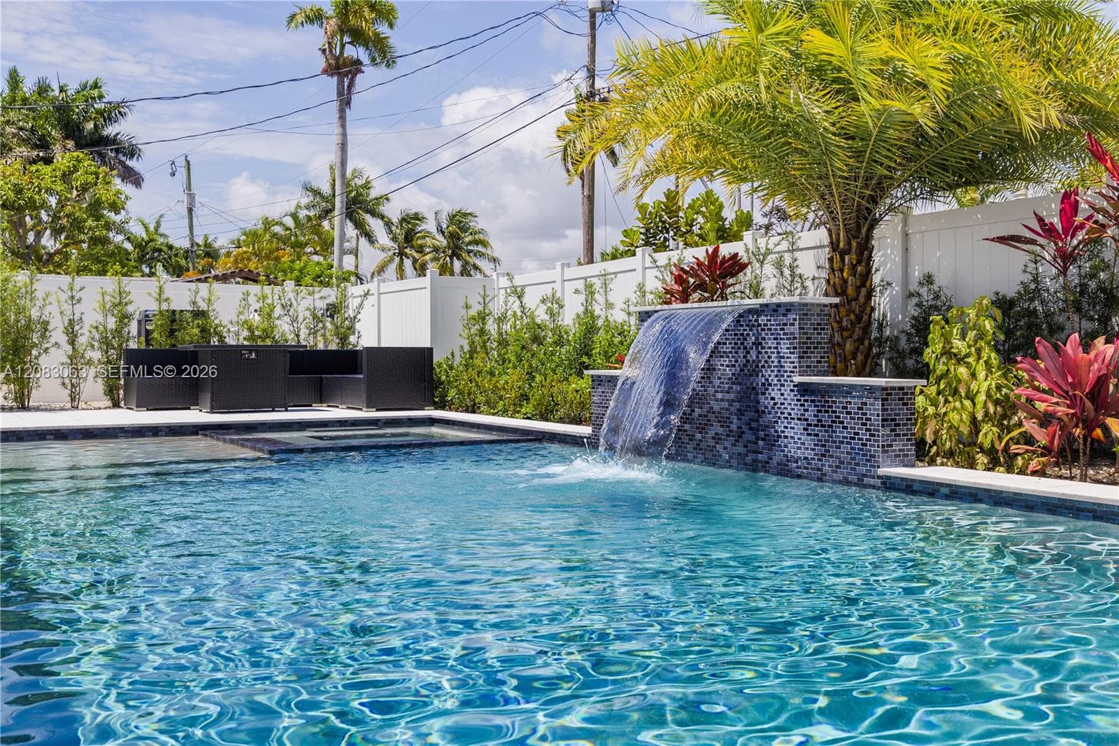 1104 N 13th Ter, Hollywood FL 33019 - Hollywood, FL - Photo 1