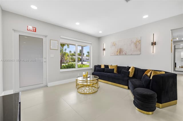 1104 N 13th Ter, Hollywood FL 33019 - Hollywood, FL - Photo 5