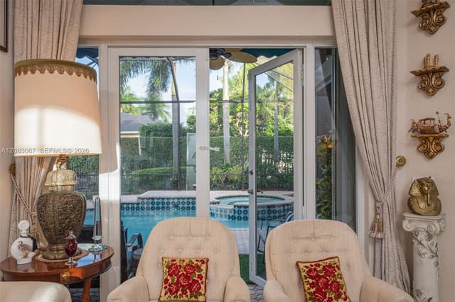 2552 Jardin Ln, Weston FL 33327 - Weston, FL - Photo 6