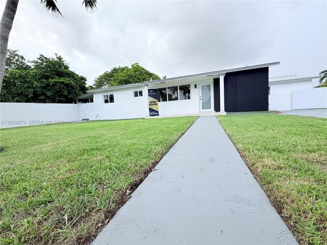 20022 SW 118th Ave, Miami FL 33177 - Miami, FL - Photo 2
