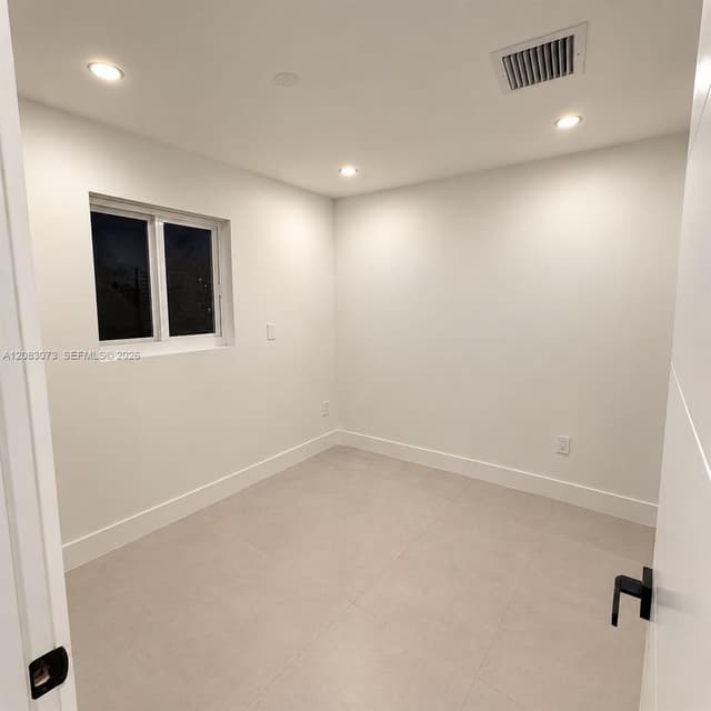 20022 SW 118th Ave, Miami FL 33177 - Miami, FL - Photo 3