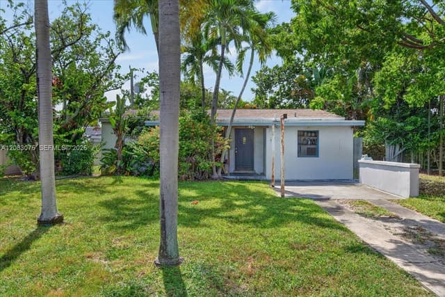 5619 NE 6th Ave, Oakland Park FL 33334 - Oakland Park, FL - Photo 6