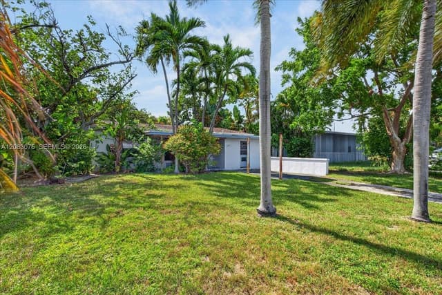5619 NE 6th Ave, Oakland Park FL 33334 - Oakland Park, FL - Photo 4