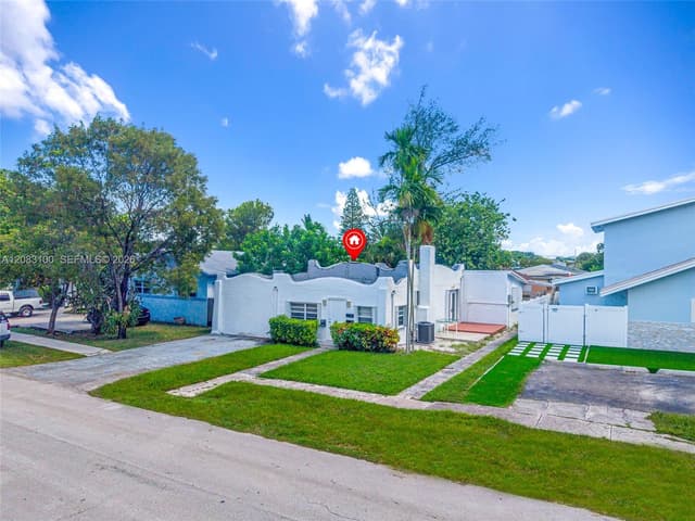 1726 Roosevelt St, Hollywood FL 33020 - Hollywood, FL - Photo 4