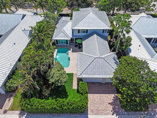 2664 Greenway Drive, Jupiter FL 33458 - Jupiter, FL - Photo 4