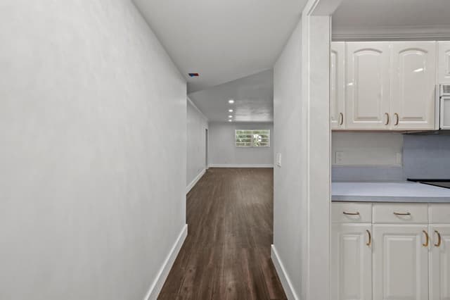 22615 SW 66th Avenue # 208, Boca Raton FL 33428 - Boca Raton, FL - Photo 4