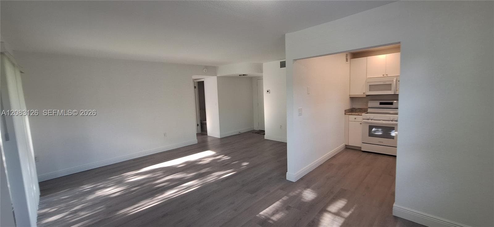 4990 E Sabal Palm Blvd # 202, Tamarac FL 33319 - Tamarac, FL - Photo 1
