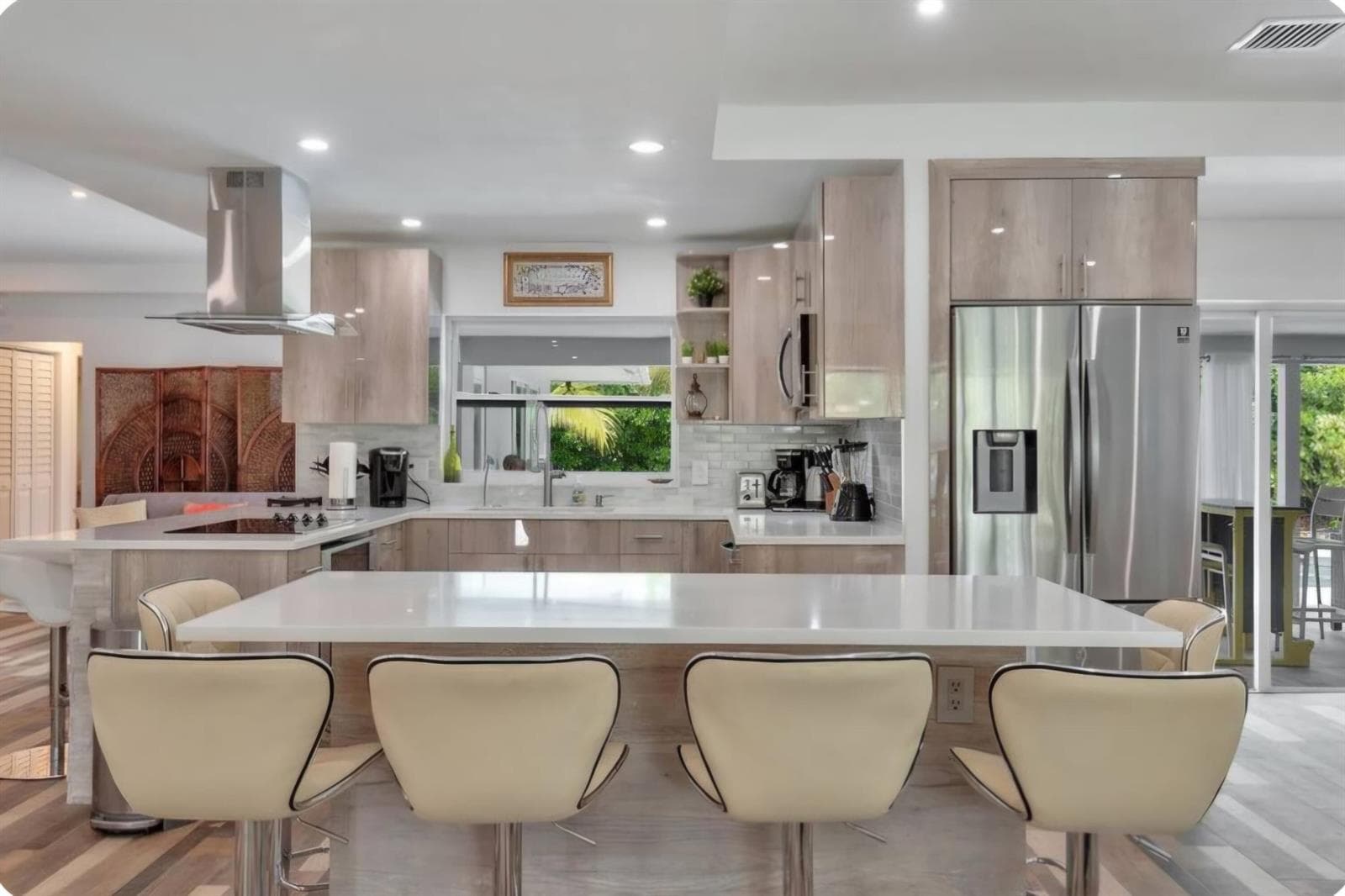 2829 NE 12TH Street, Pompano Beach FL 33062 - Pompano Beach, FL - Photo 1