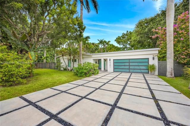 8201 SW 62nd Ave, South Miami FL 33143 - South Miami, FL - Photo 2