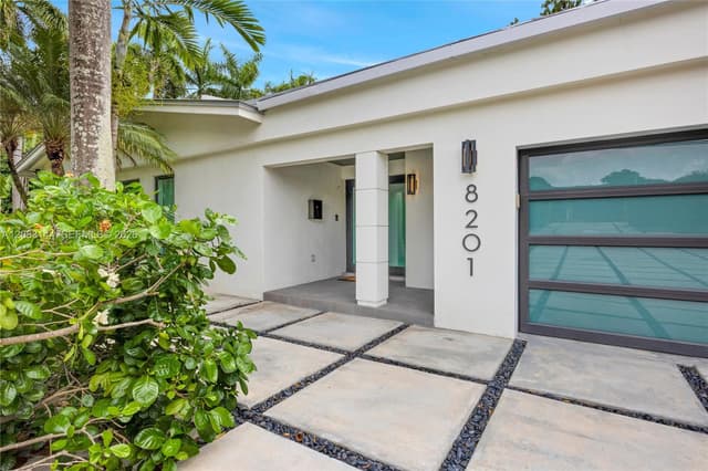 8201 SW 62nd Ave, South Miami FL 33143 - South Miami, FL - Photo 3