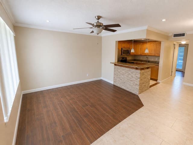 3100 SPRINGDALE Boulevard # 308, Palm Springs FL 33461 - Palm Springs, FL - Photo 7
