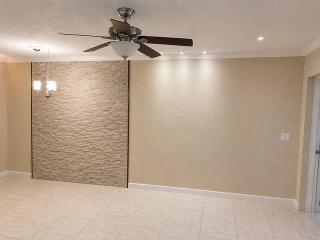 3100 SPRINGDALE Boulevard # 308, Palm Springs FL 33461 - Palm Springs, FL - Photo 4