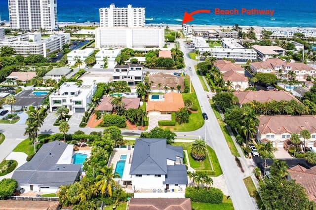 811 SE 31st Street, Boca Raton FL 33432 - Boca Raton, FL - Photo 2