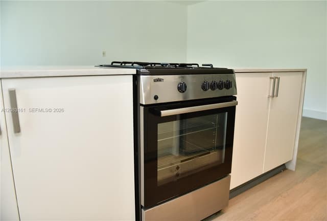 65 N Washington Ave # 25, Miami Beach FL 33139 - Miami Beach, FL - Photo 5