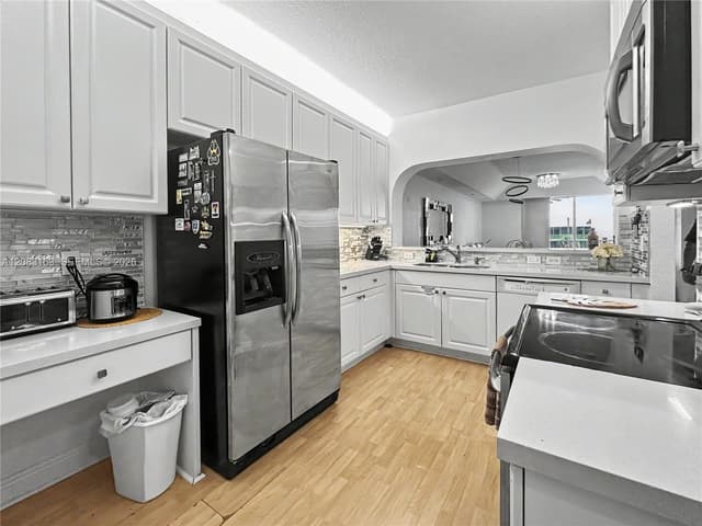 10700 NW 66th St # 513, Doral FL 33178 - Doral, FL - Photo 2