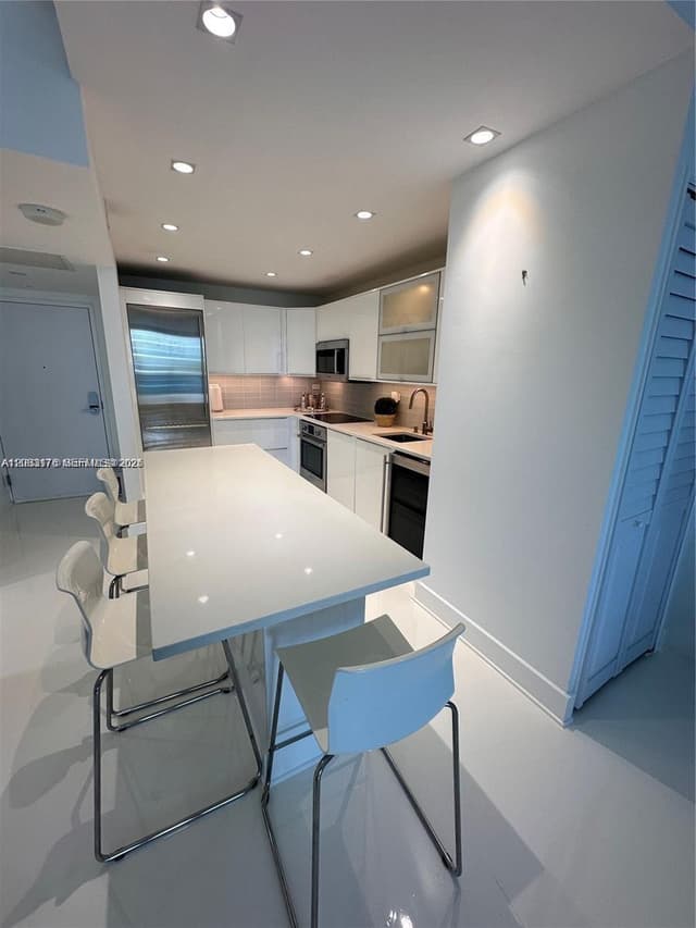 2301 Collins Ave # 611, Miami Beach FL 33139 - Miami Beach, FL - Photo 4