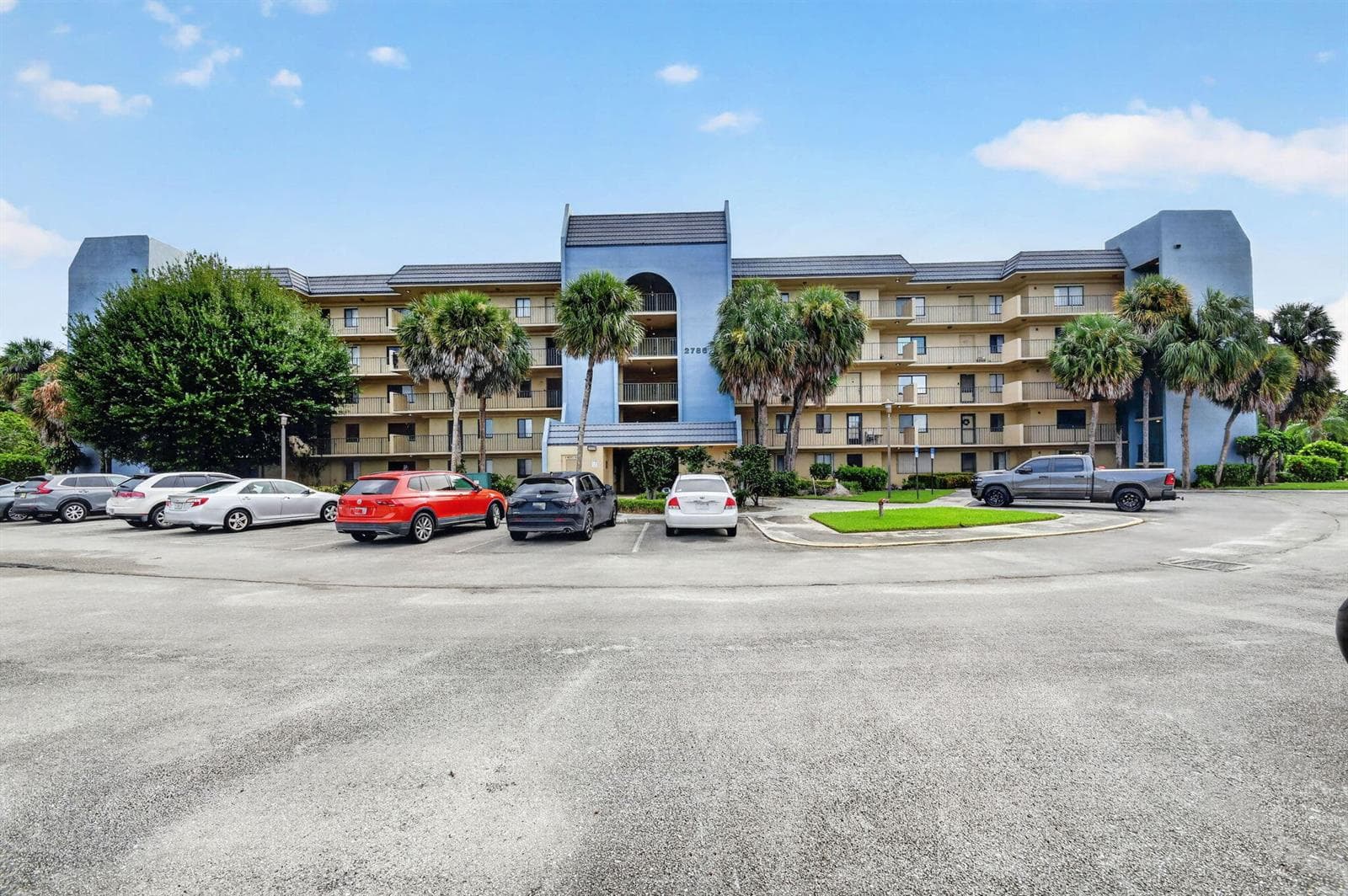 2786 TENNIS CLUB Drive # 407, West Palm Beach FL 33417