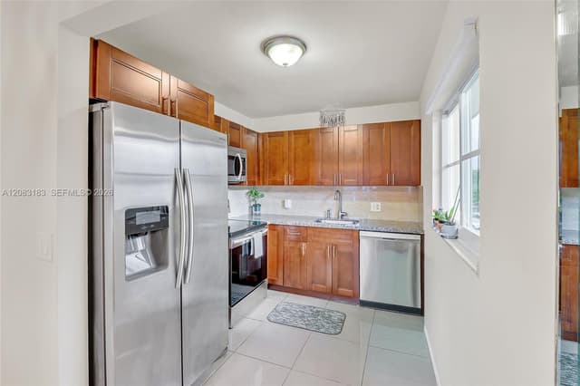 150 SW 134th Way # 304R, Pembroke Pines FL 33027 - Pembroke Pines, FL - Photo 4