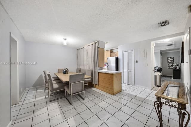 11041 NW 39th St, Coral Springs FL 33065 - Coral Springs, FL - Photo 6