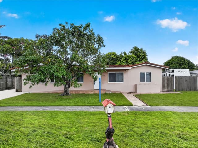9745 SW 165th Ter, Miami FL 33157 - Miami, FL - Photo 2