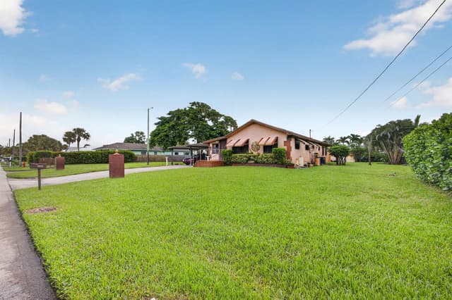 17596 CINQUEZ PARK Road W, Jupiter FL 33458 - Jupiter, FL - Photo 4