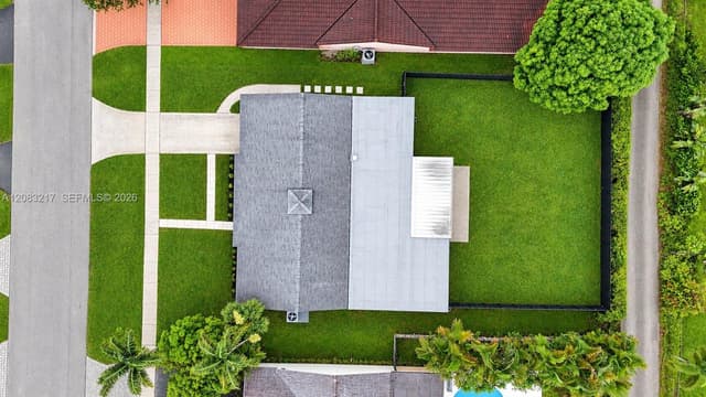 5309 Hayes St, Hollywood FL 33021 - Hollywood, FL - Photo 4