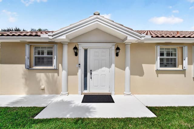 8403 Cozumel Lane, Wellington FL 33414 - Wellington, FL - Photo 4