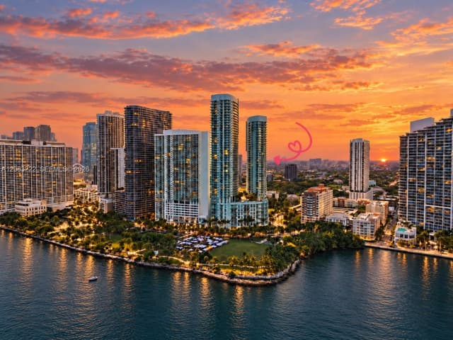 1900 N Bayshore Dr # 1518, Miami FL 33132 - Miami, FL - Photo 2