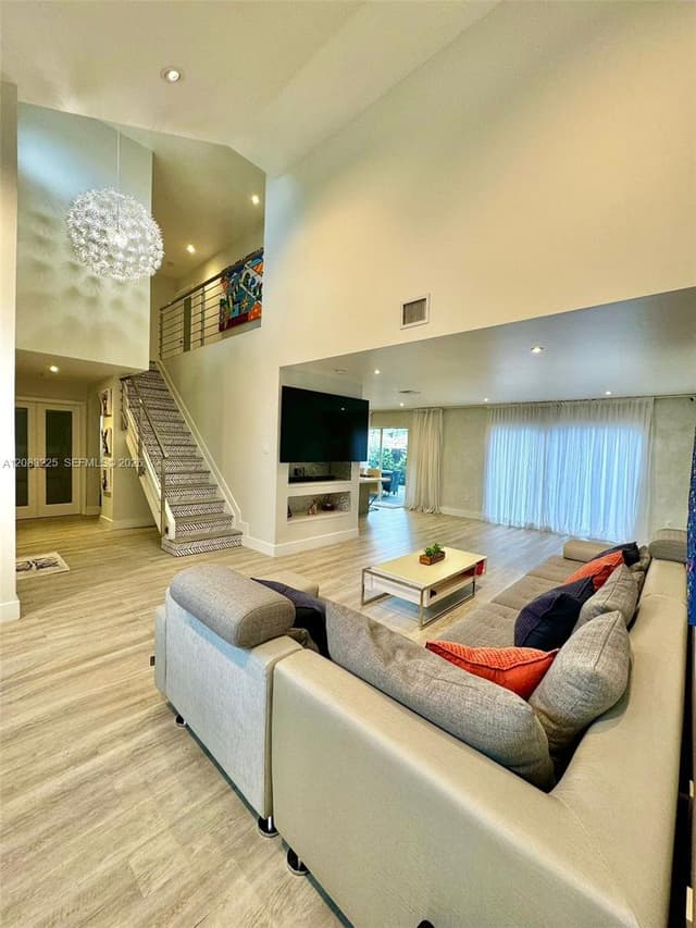 8224 SW 163rd Ct, Miami FL 33193 - Miami, FL - Photo 3