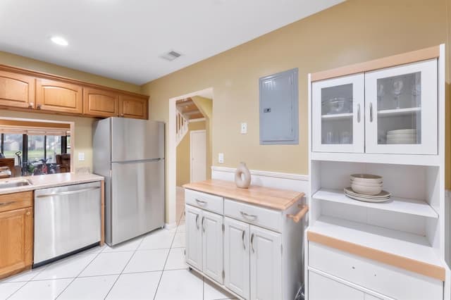 4321 CARAMBOLA Circle N # F, Coconut Creek FL 33066 - Coconut Creek, FL - Photo 6