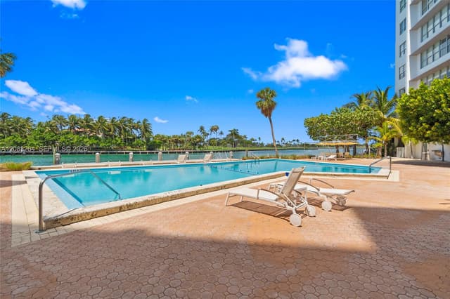 9100 W Bay Harbor Dr # 5B, Bay Harbor Islands FL 33154 - Bay Harbor Islands, FL - Photo 6