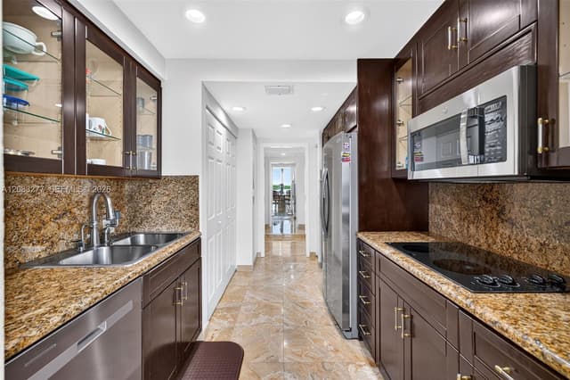 2800 Island Blvd # 1202, Aventura FL 33160 - Aventura, FL - Photo 5