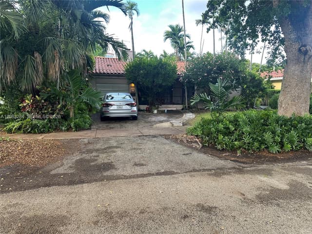 123 Sarto Ave, Coral Gables FL 33134 - Coral Gables, FL - Photo 2