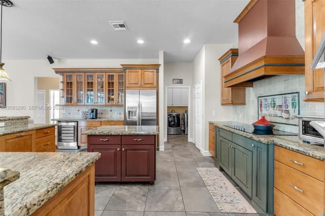 2825 Fairways Dr, Homestead FL 33035 - Homestead, FL - Photo 7