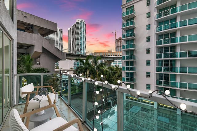 41 SE 5th Street # 417, Miami FL 33131 - Miami, FL - Photo 3