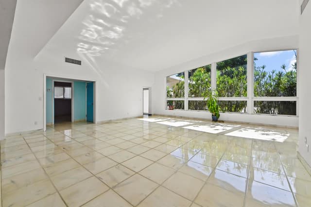 12990 Keystone Terrace, North Miami FL 33181 - North Miami, FL - Photo 7