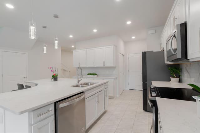 4802 Blistering Way, Lake Worth FL 33467 - Lake Worth, FL - Photo 4