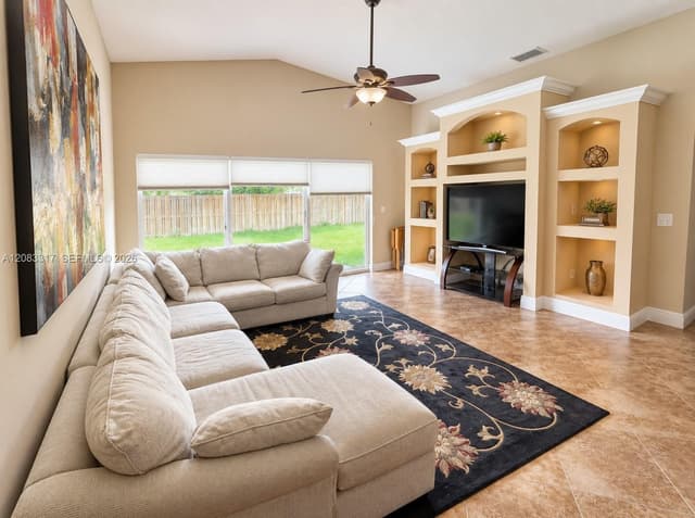 1738 SW 108th Way, Davie FL 33324 - Davie, FL - Photo 4