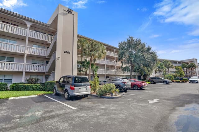2003 GRANADA Drive # K3, Coconut Creek FL 33066 - Coconut Creek, FL - Photo 2